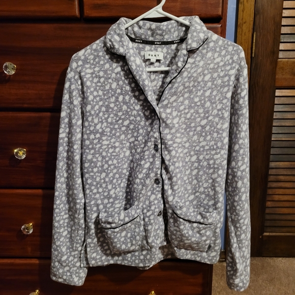 DKNY Pajama Button-Up Long Sleeve Top Grey White Women's Size X-Small XS Shirt - Picture 8 of 9